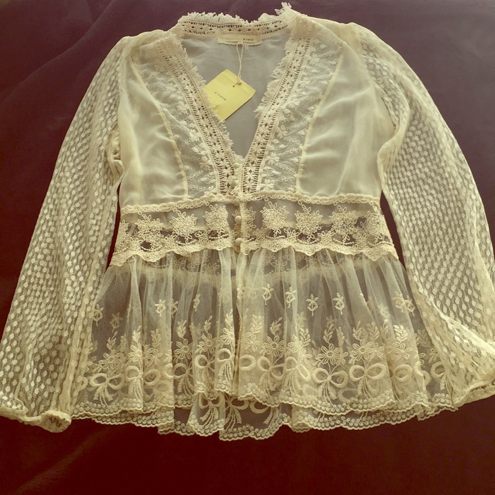 A’reve lace cardigan